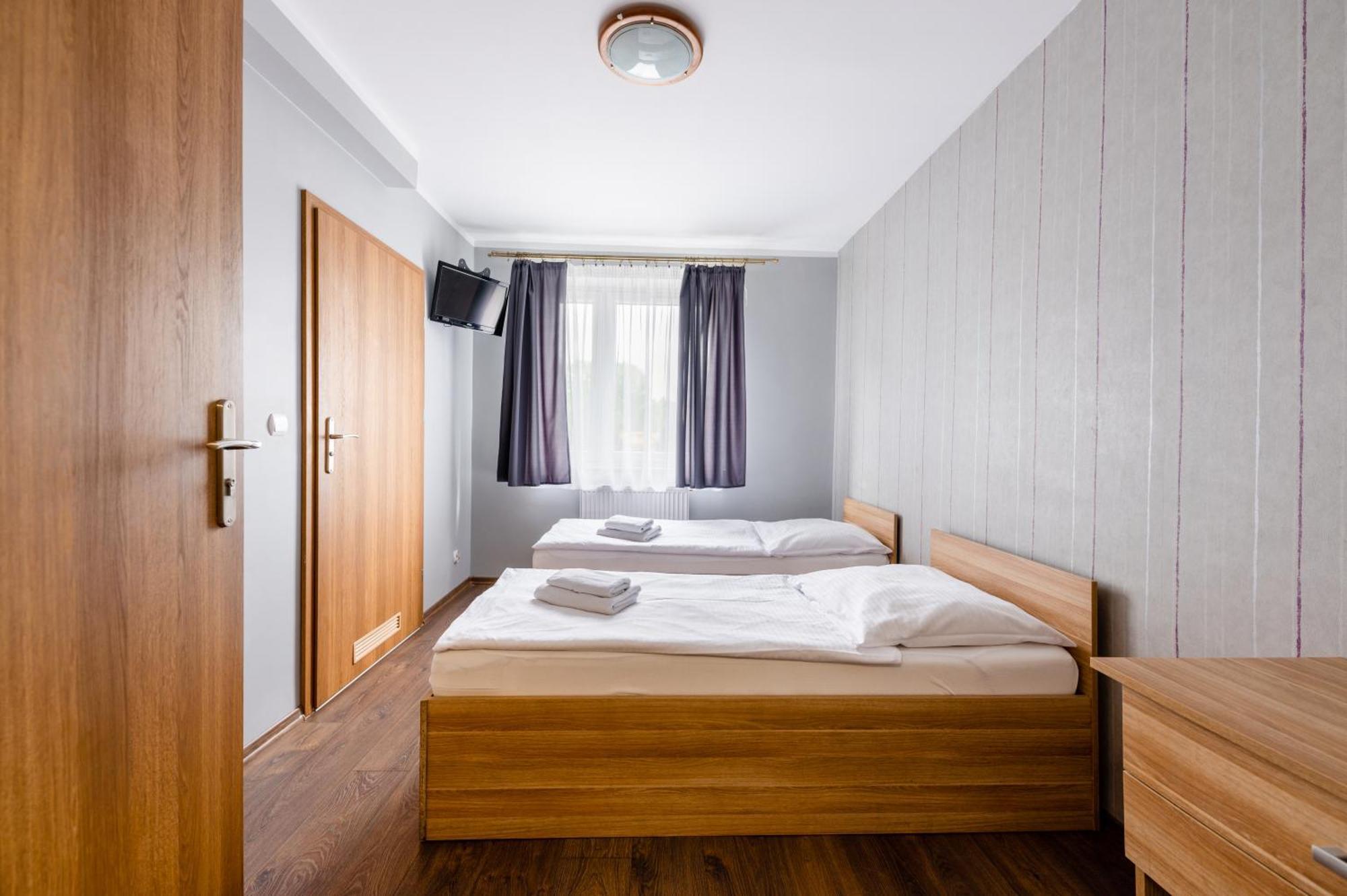 Sleep&Go Panzió Lubliniec Kültér fotó