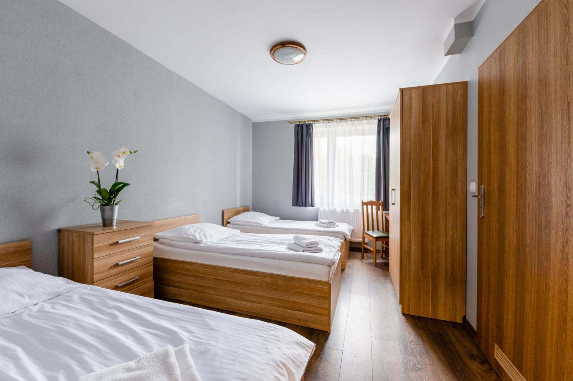 Sleep&Go Panzió Lubliniec Kültér fotó