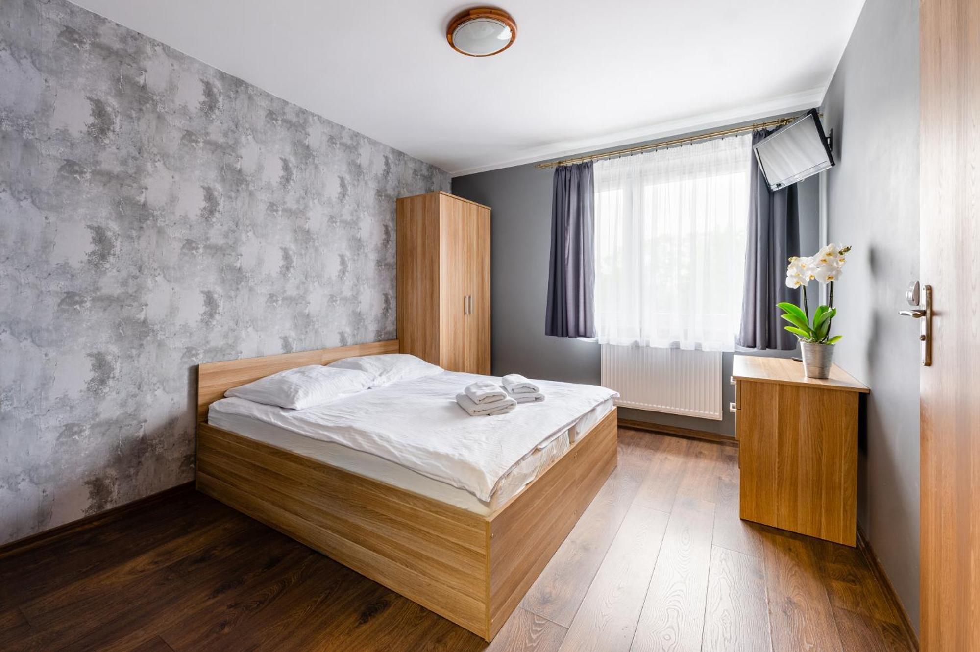 Sleep&Go Panzió Lubliniec Kültér fotó